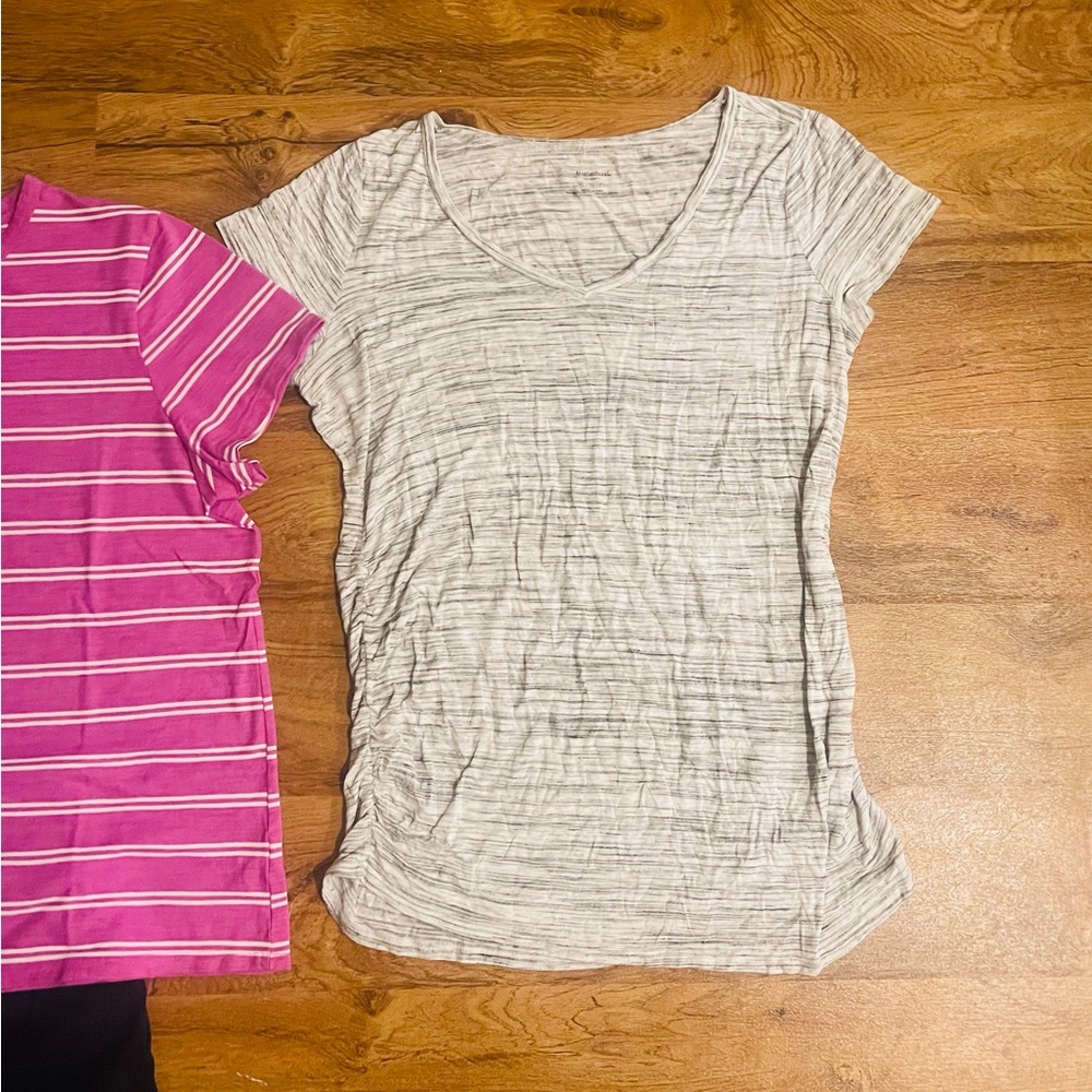 Maternity Clothes - Picture 9 of 12